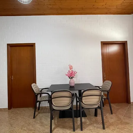 Holiday home White House Dami *